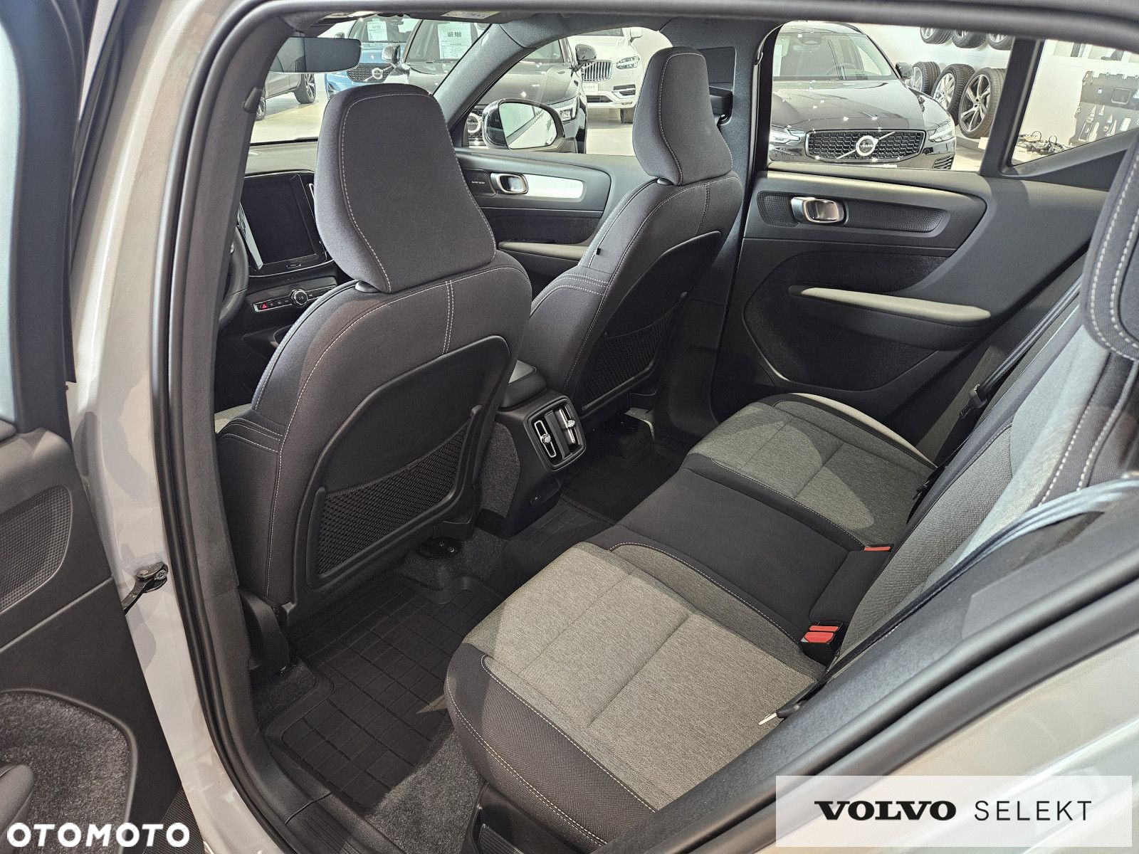 Volvo XC 40 - 23