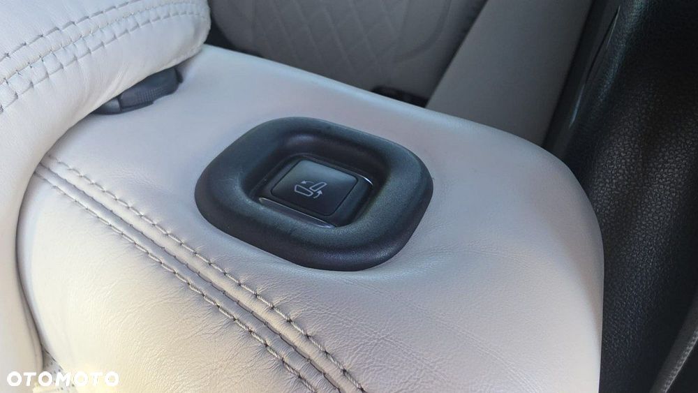 Mercedes-Benz GL - 21