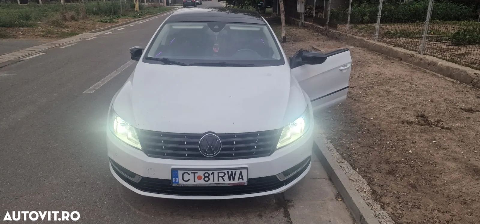 Volkswagen Passat CC 2.0 TDI DSG BMT - 1
