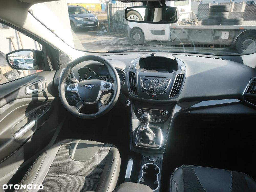 Ford Kuga 2.0 TDCi 4x4 Titanium - 5