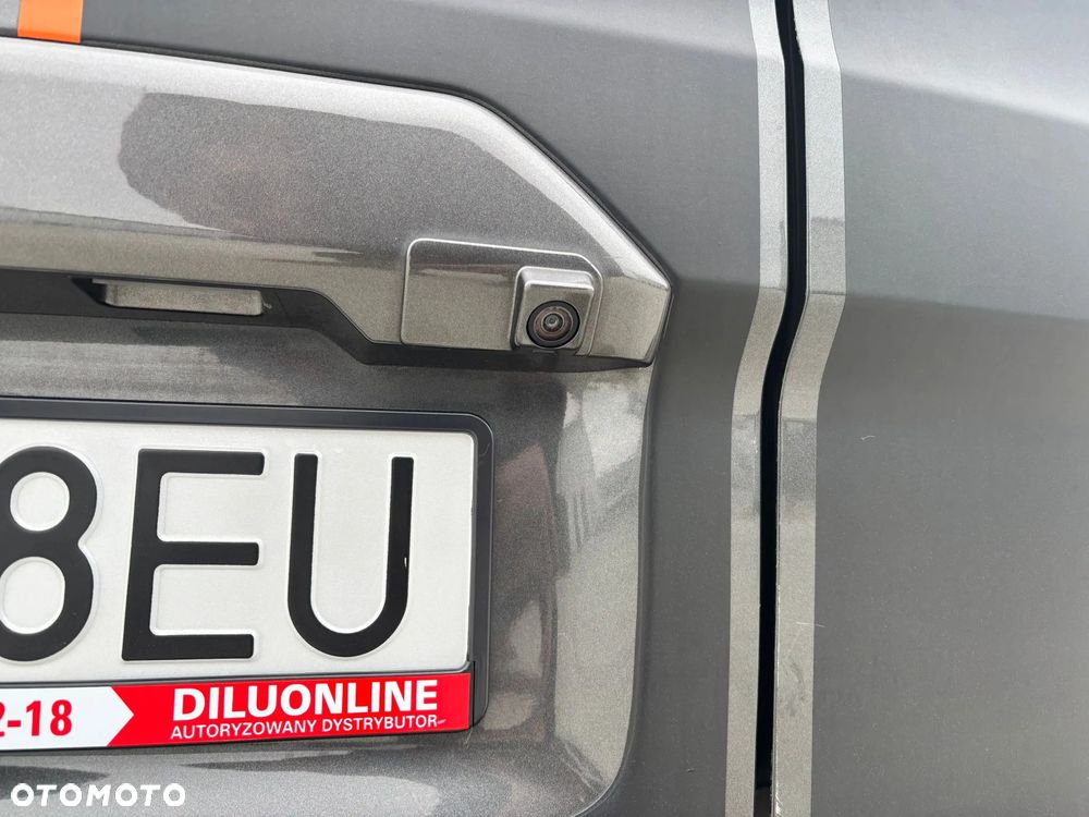 Ford Transit Custom 290 L2H1 Limited - 24