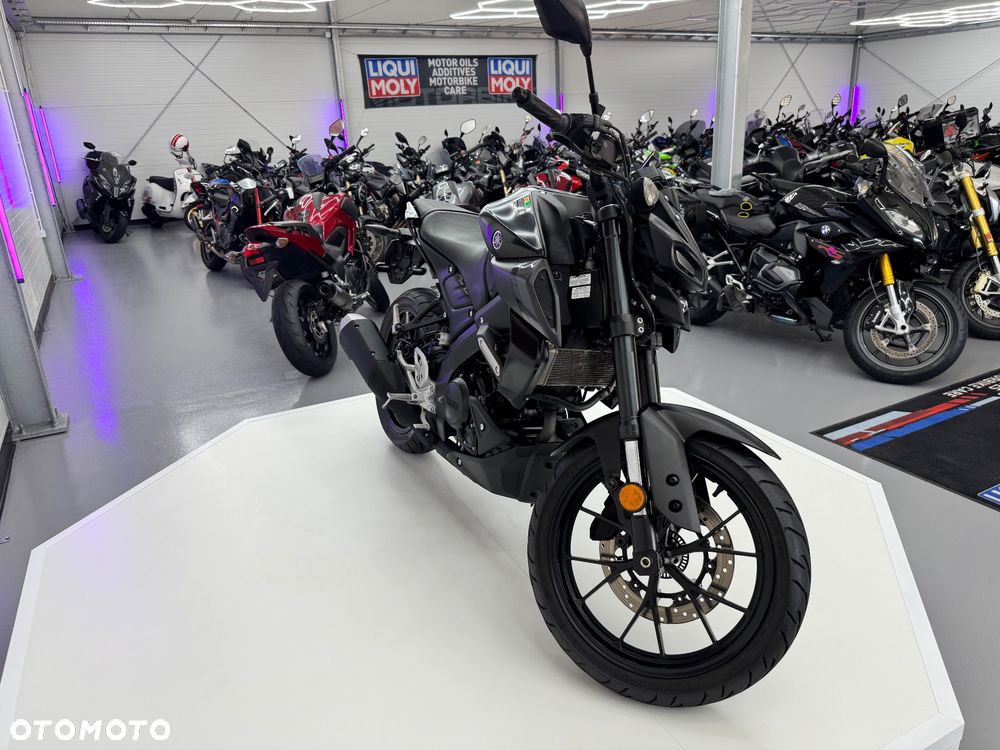 Yamaha MT - 5