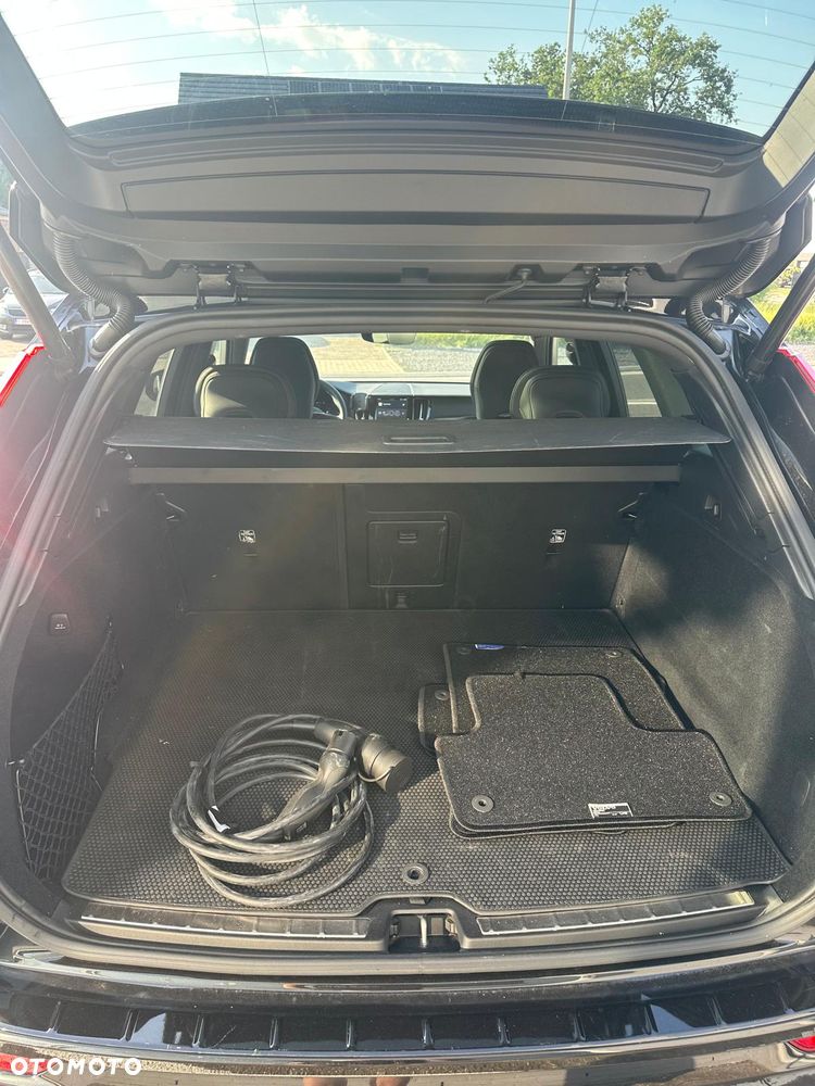 Volvo XC 60 T6 AWD Ultra Black Edition - 27