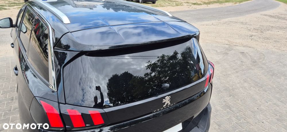 Peugeot 5008 1.2 PureTech Allure S&S EAT8 - 22