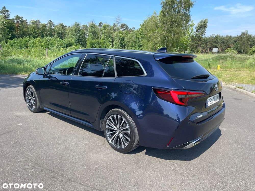 Toyota Corolla - 6