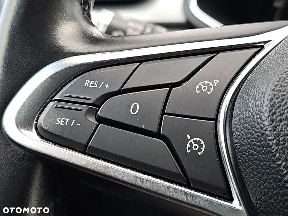 Renault Captur 1.3 TCe Intens EDC - 26