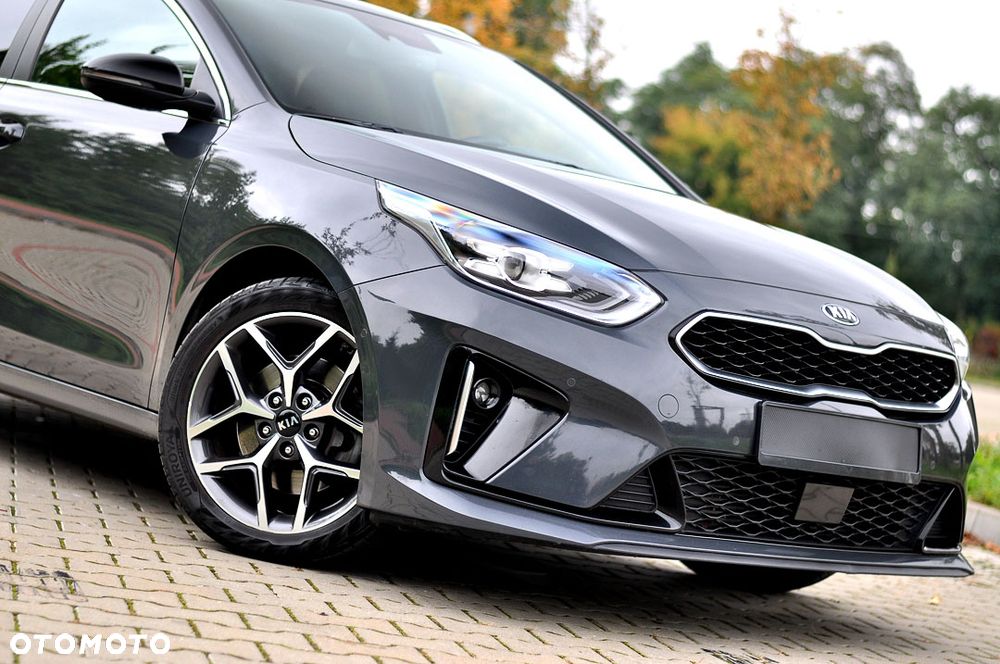 Kia Ceed 1.6 CRDi DCT GT Line - 8