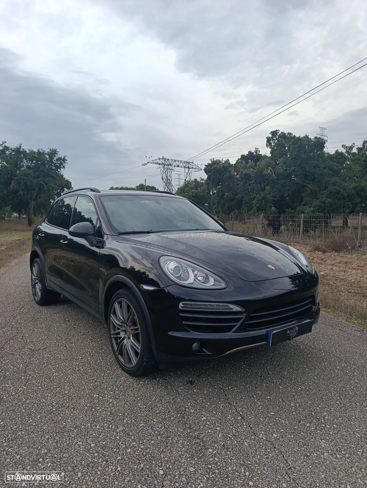 Porsche Cayenne S Hybrid - 1