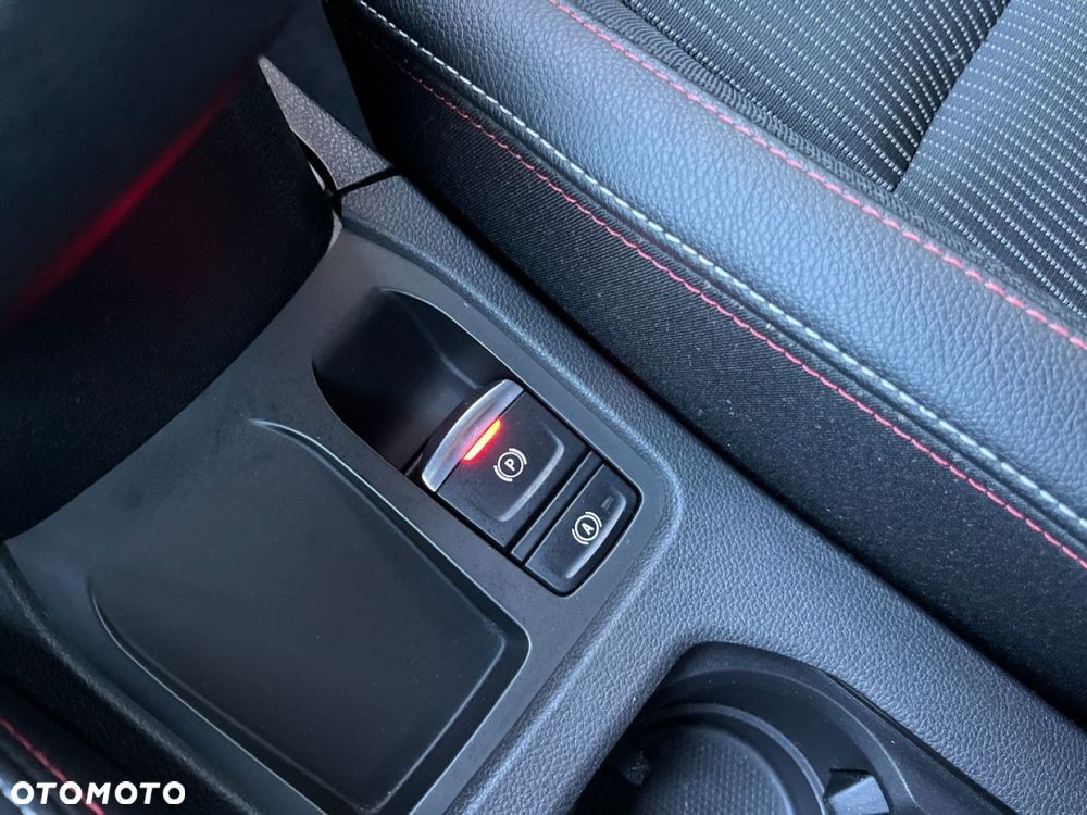 Renault Clio - 17