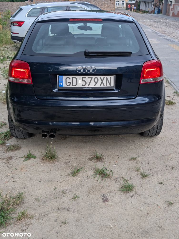 Audi A3 3-drzwiowe 1.4 TFSI S line Sportpaket - 3
