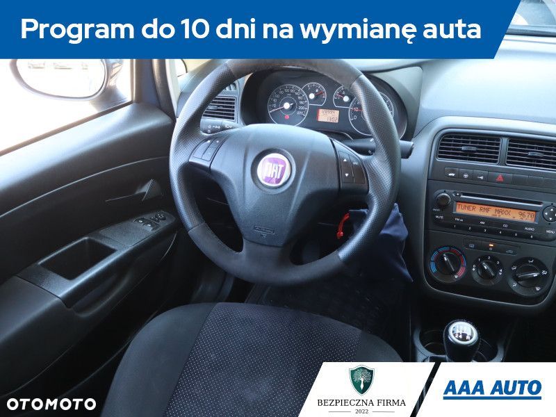 Fiat Grande Punto - 8