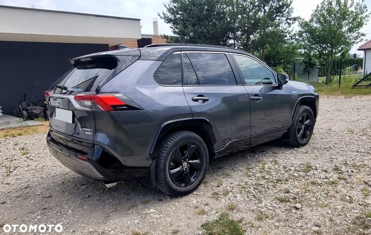 Toyota RAV4 - 7