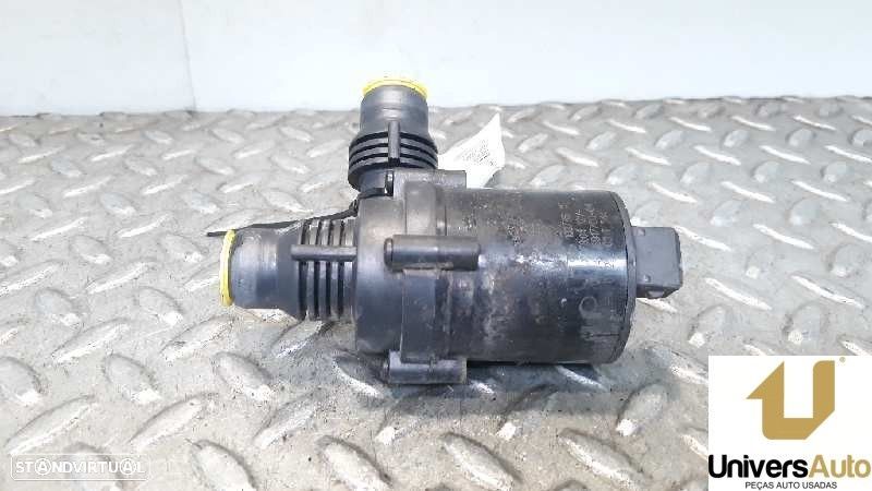 BOMBA DE áGUA BMW 5 530 D 218CV 2993CC - 1