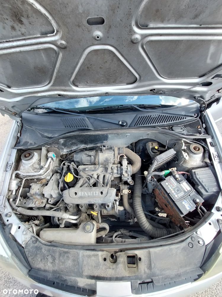 Renault Clio - 18