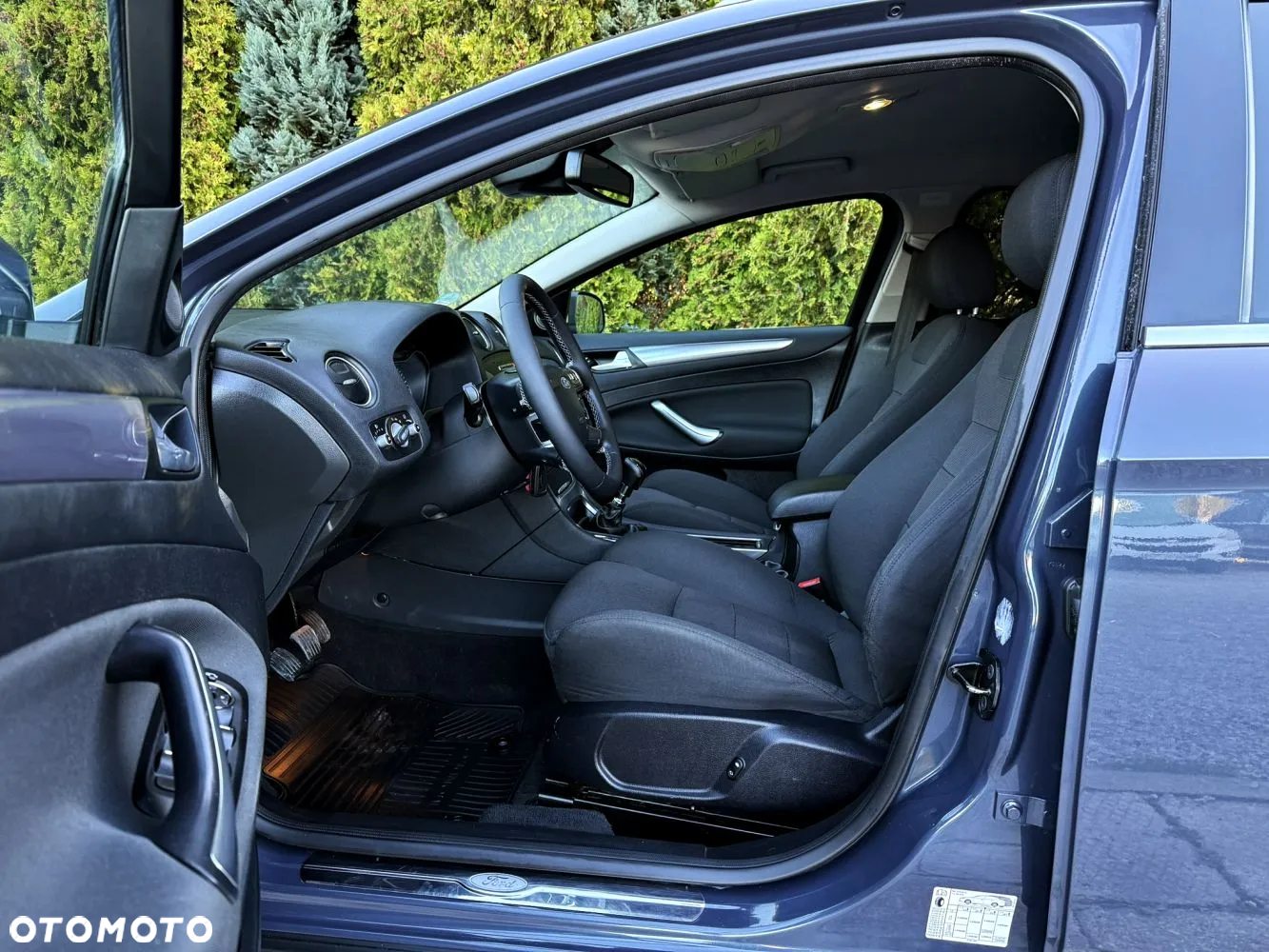 Ford Mondeo - 22