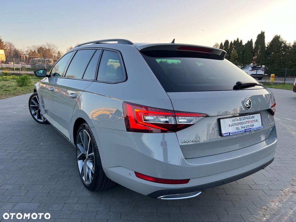 Skoda Superb Combi 2.0 TDI 4x4 DSG SportLine - 6