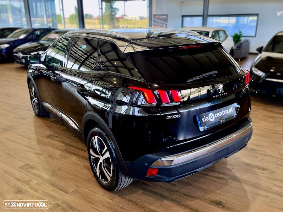 Peugeot 3008 1.2 PureTech Allure Pack - 4