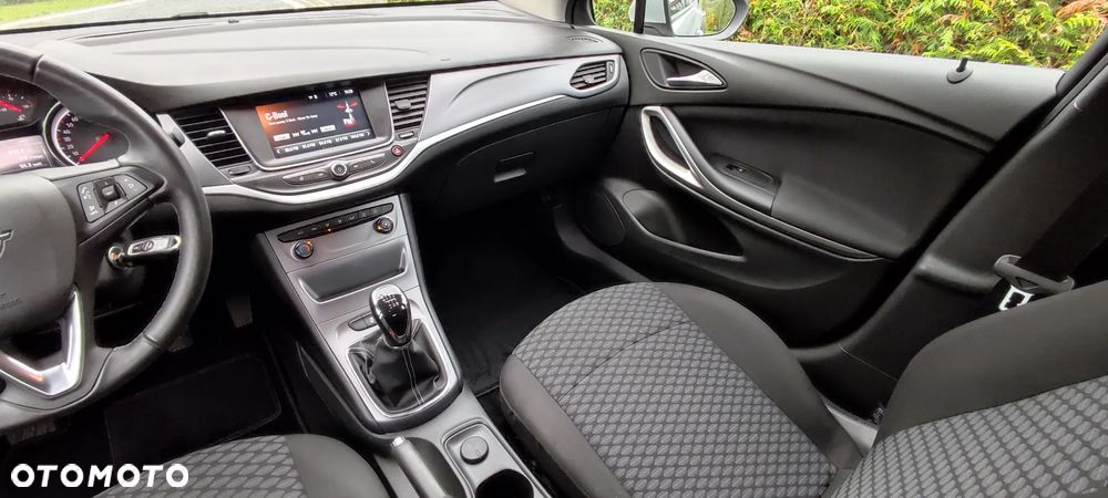 Opel Astra V 1.4 T Enjoy - 15