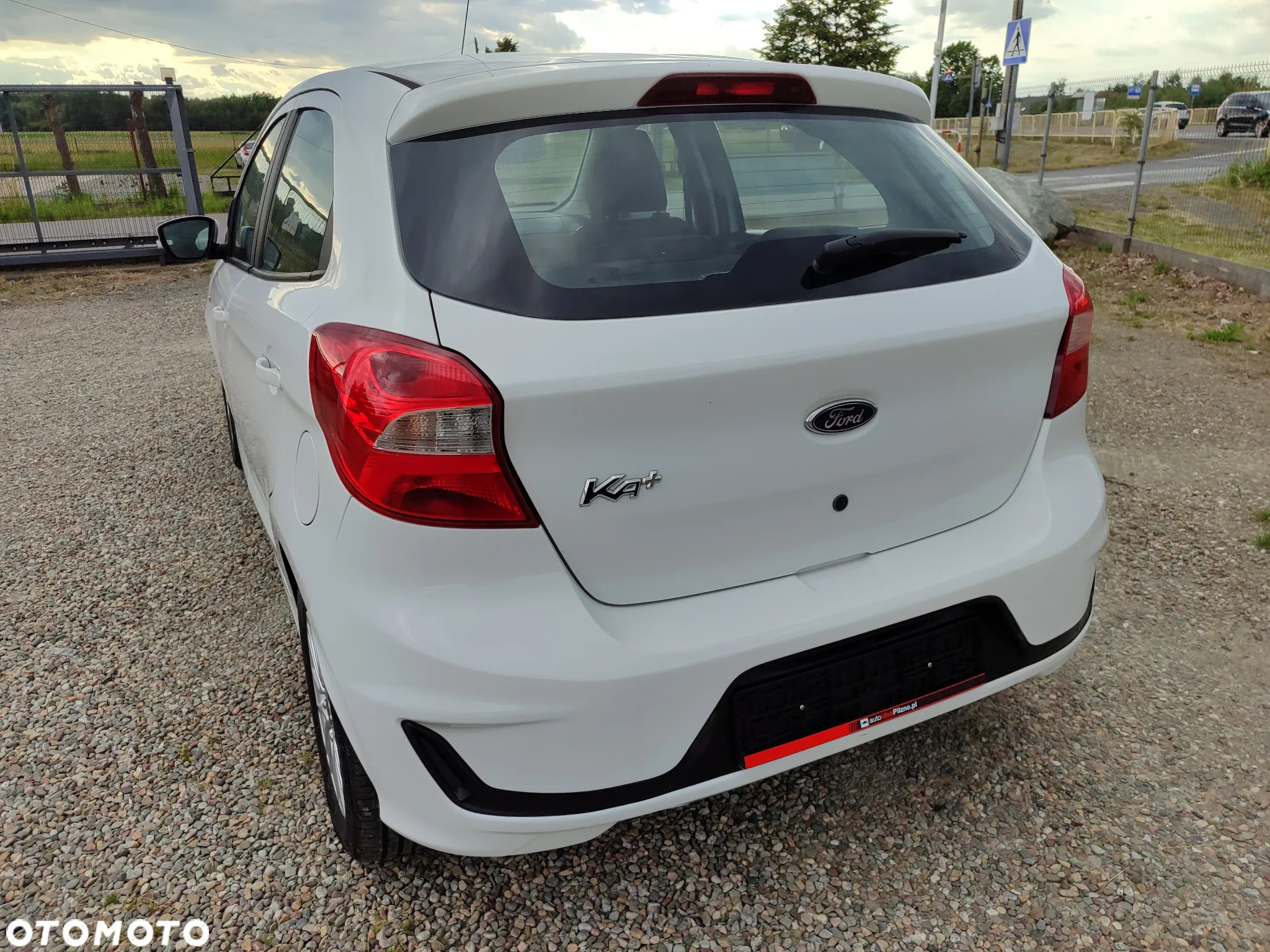 Ford Ka+ 1.2 Ti-VCT White Edition - 3