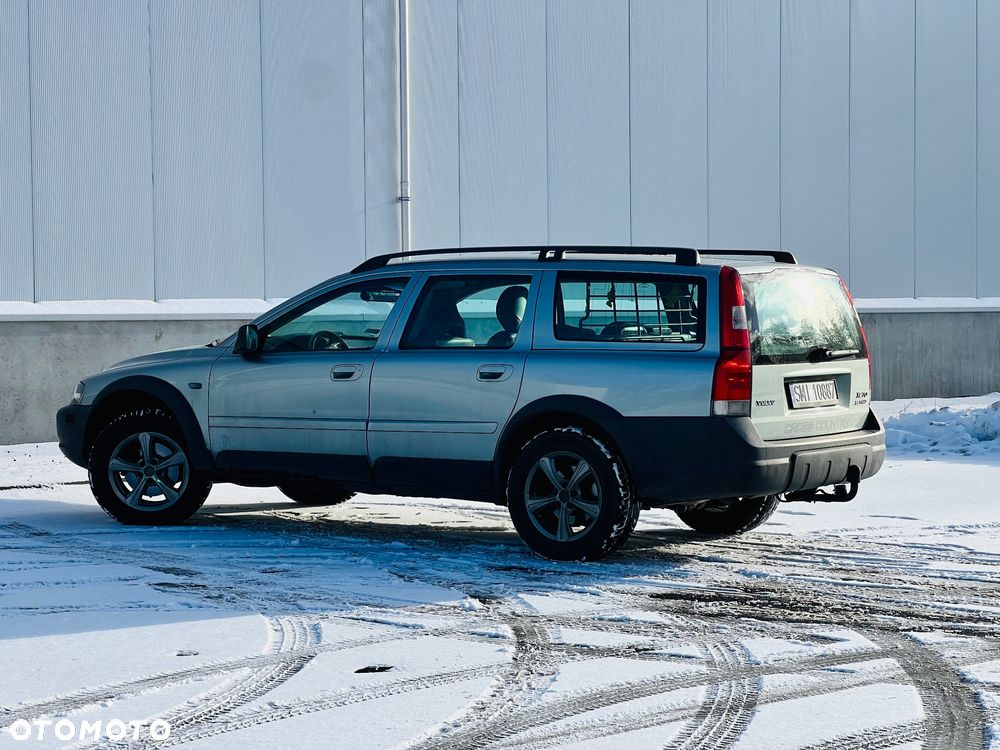 Volvo XC 70 AWD Momentum - 11