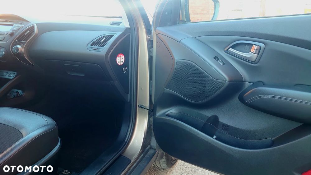 Hyundai ix35 1.6 2WD Fifa World Cup Edition - 25