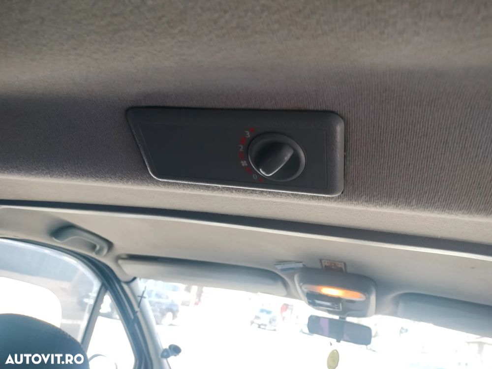 Renault Trafic Passenger L1H1 Authentique - 15