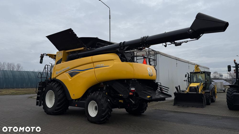 New Holland CR8.90 - 5