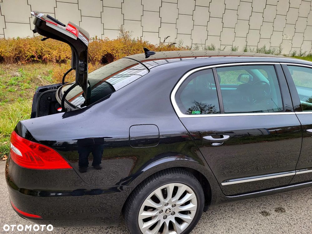 Skoda Superb 2.0 TDI Elegance - 8