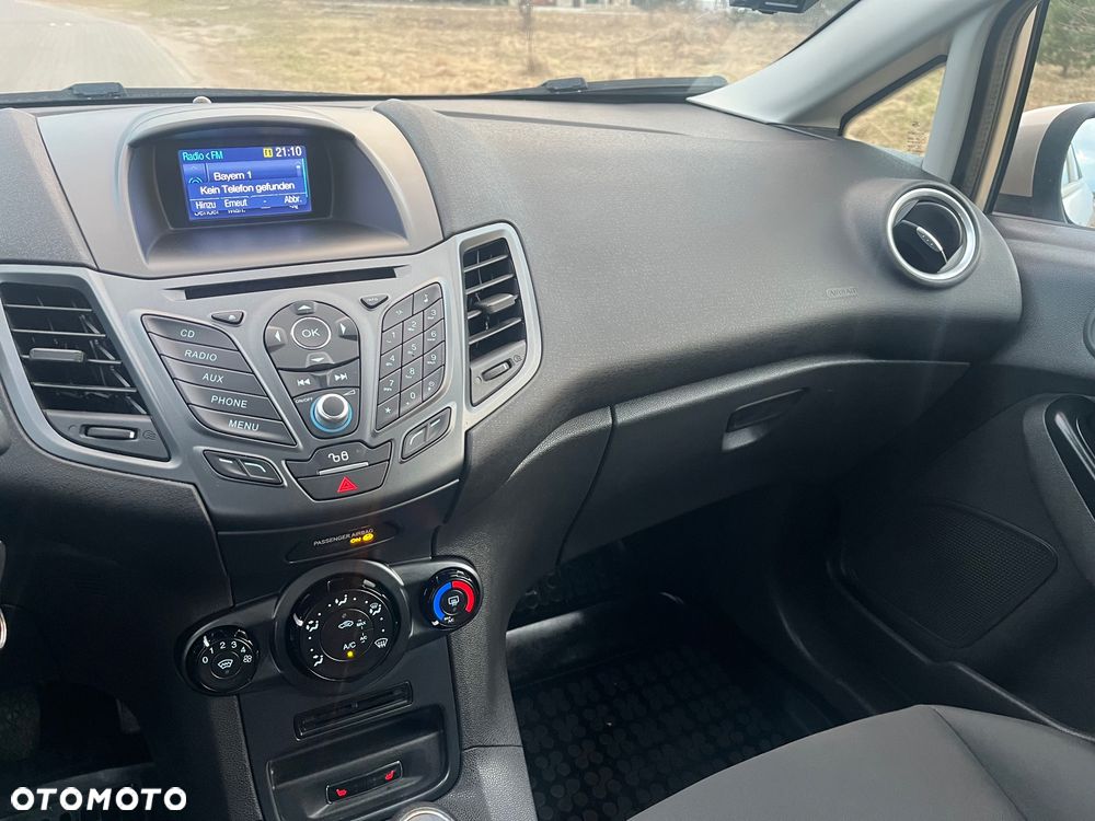 Ford Fiesta 1.25 Platinium X - 21