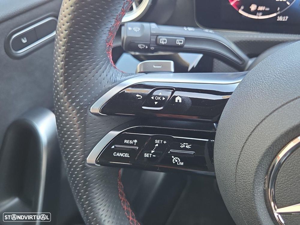 Mercedes-Benz A 250 e - 18