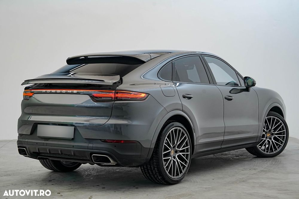 Porsche Cayenne Coupe Tiptronic S Platinum Edition - 4