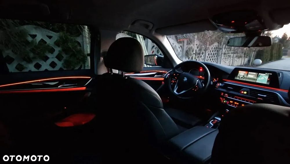 BMW Seria 5 520d Luxury Line sport - 11