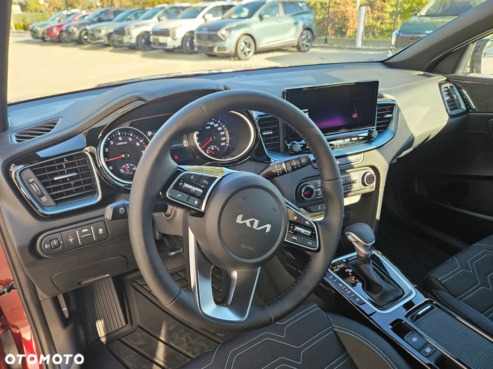 Kia XCeed 1.6 T-GDI Tribute DCT - 12