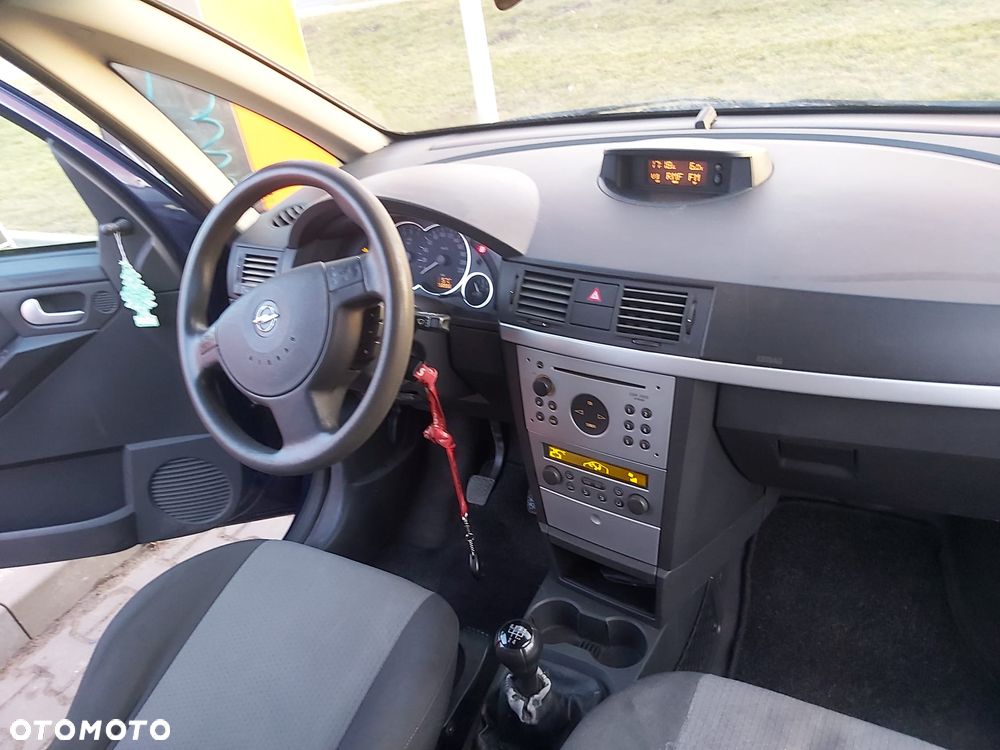 Opel Meriva 1.6 16V Cosmo - 17