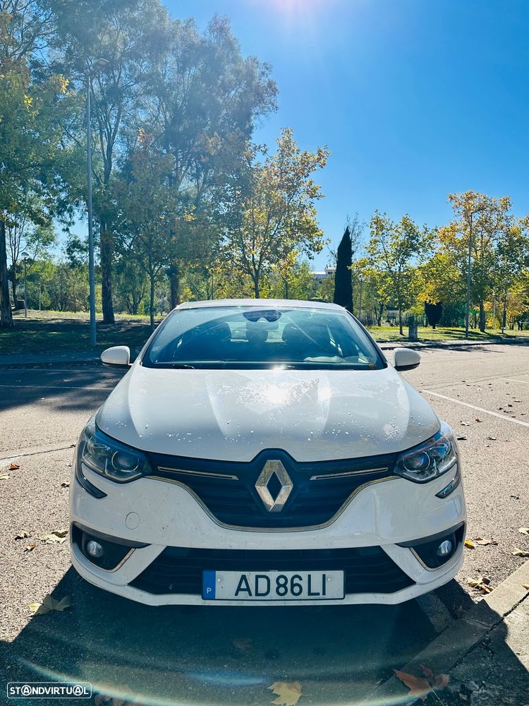 Renault Mégane 1.5 dCi Confort - 1