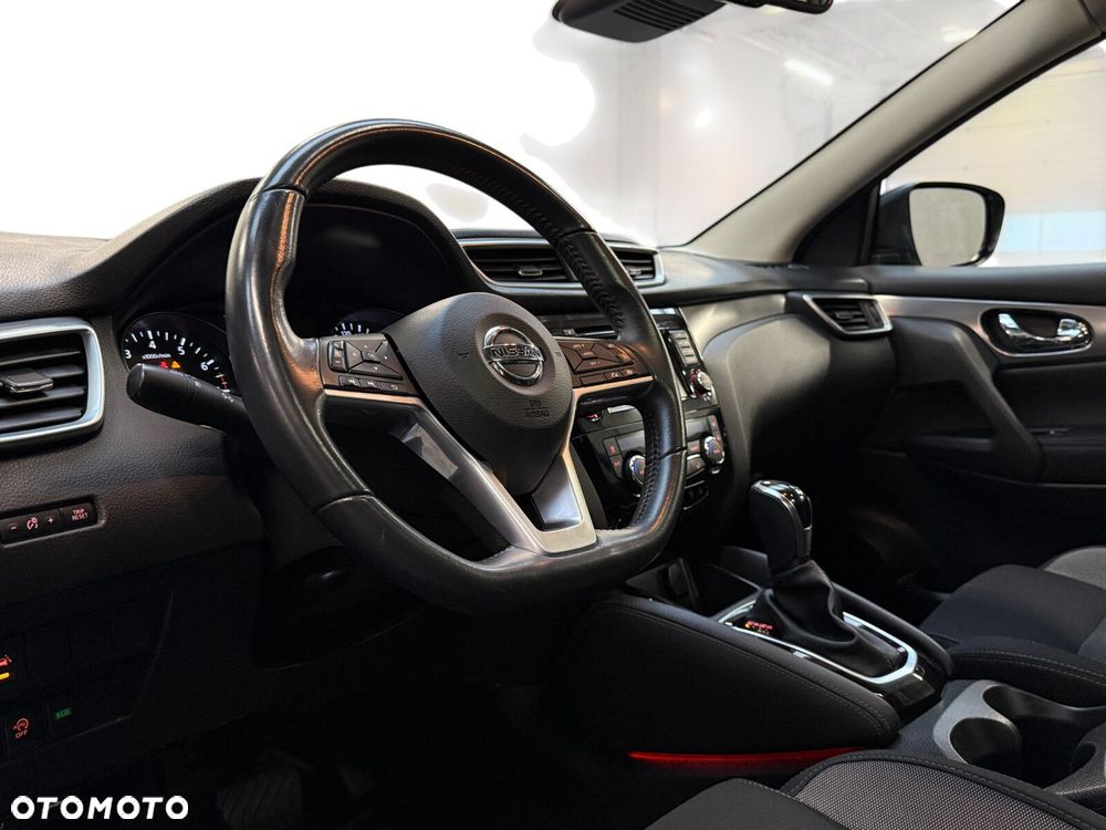 Nissan Qashqai 1.2 DIG-T Acenta Xtronic - 19