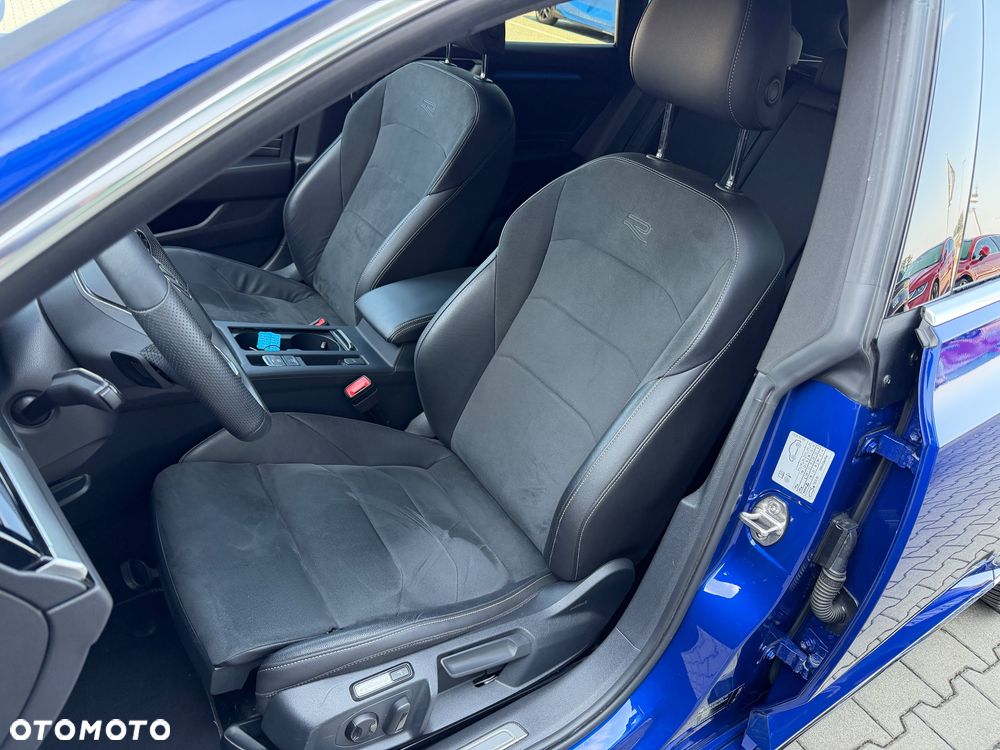 Volkswagen Arteon 2.0 TDI SCR 4Motion DSG R-Line - 17
