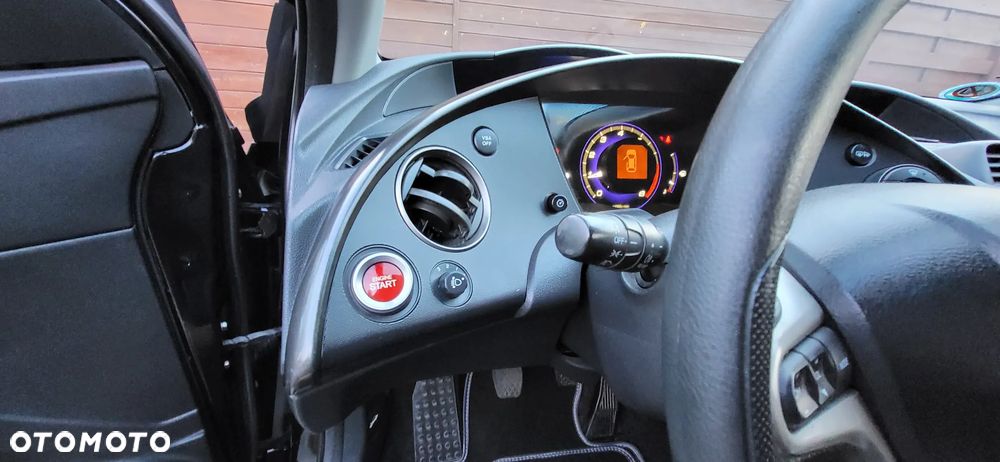 Honda Civic 1.4 i-VTEC Sport - 28