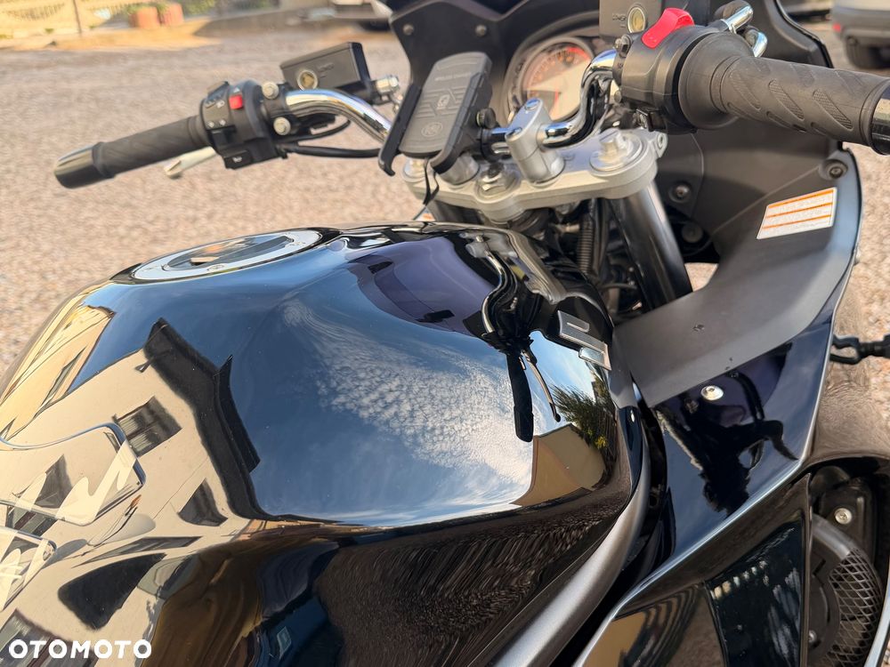 Suzuki GSX - 20