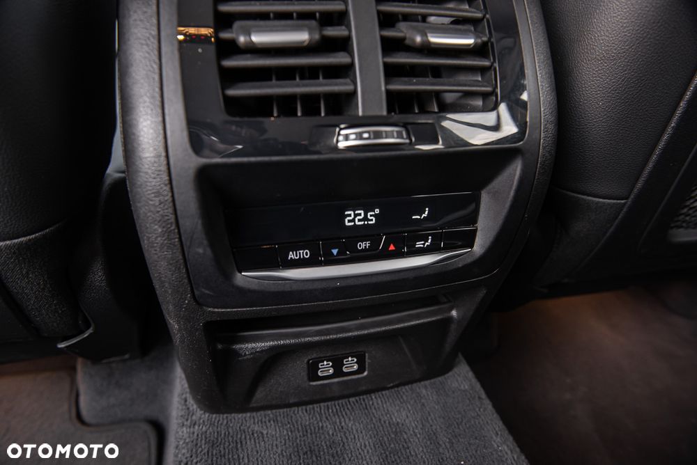 BMW X3 xDrive20d Advantage sport - 28