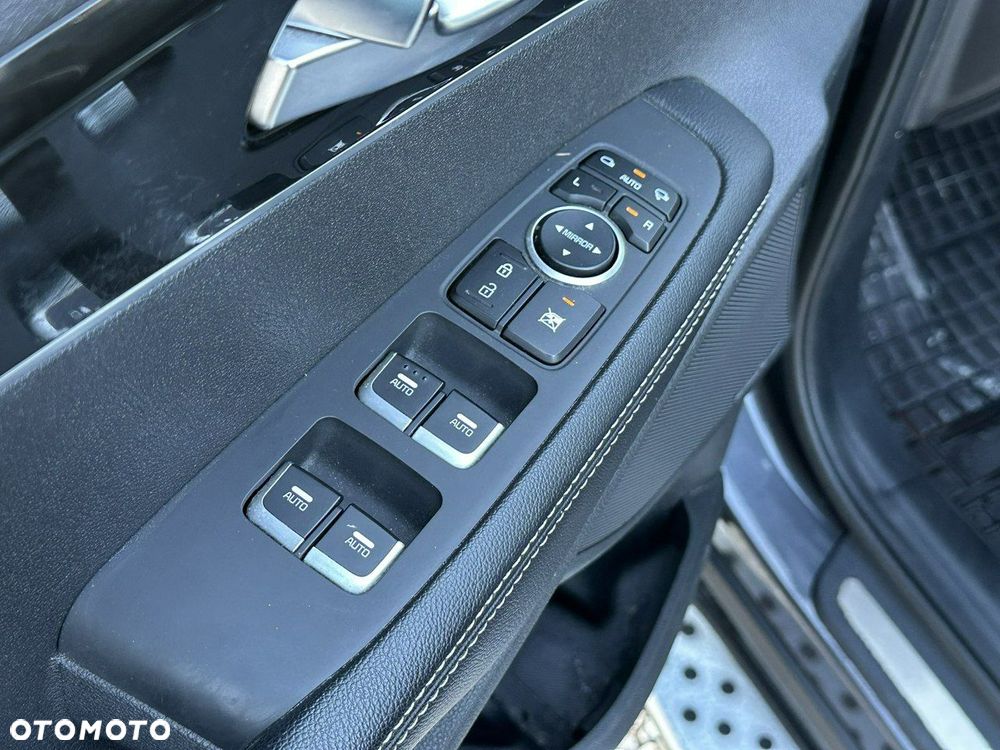 Kia Sorento - 17