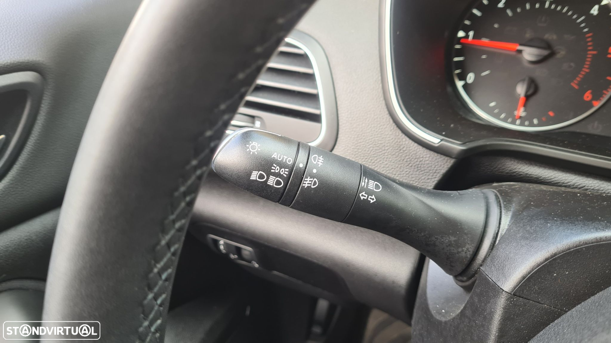 Renault Mégane 1.5 Blue dCi Intens EDC - 12