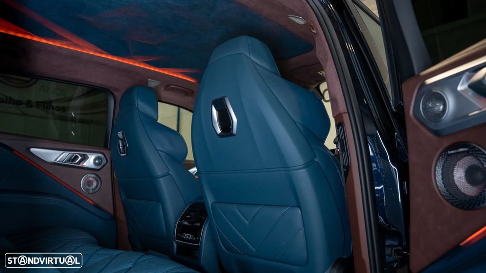 BMW XM 50e - 31