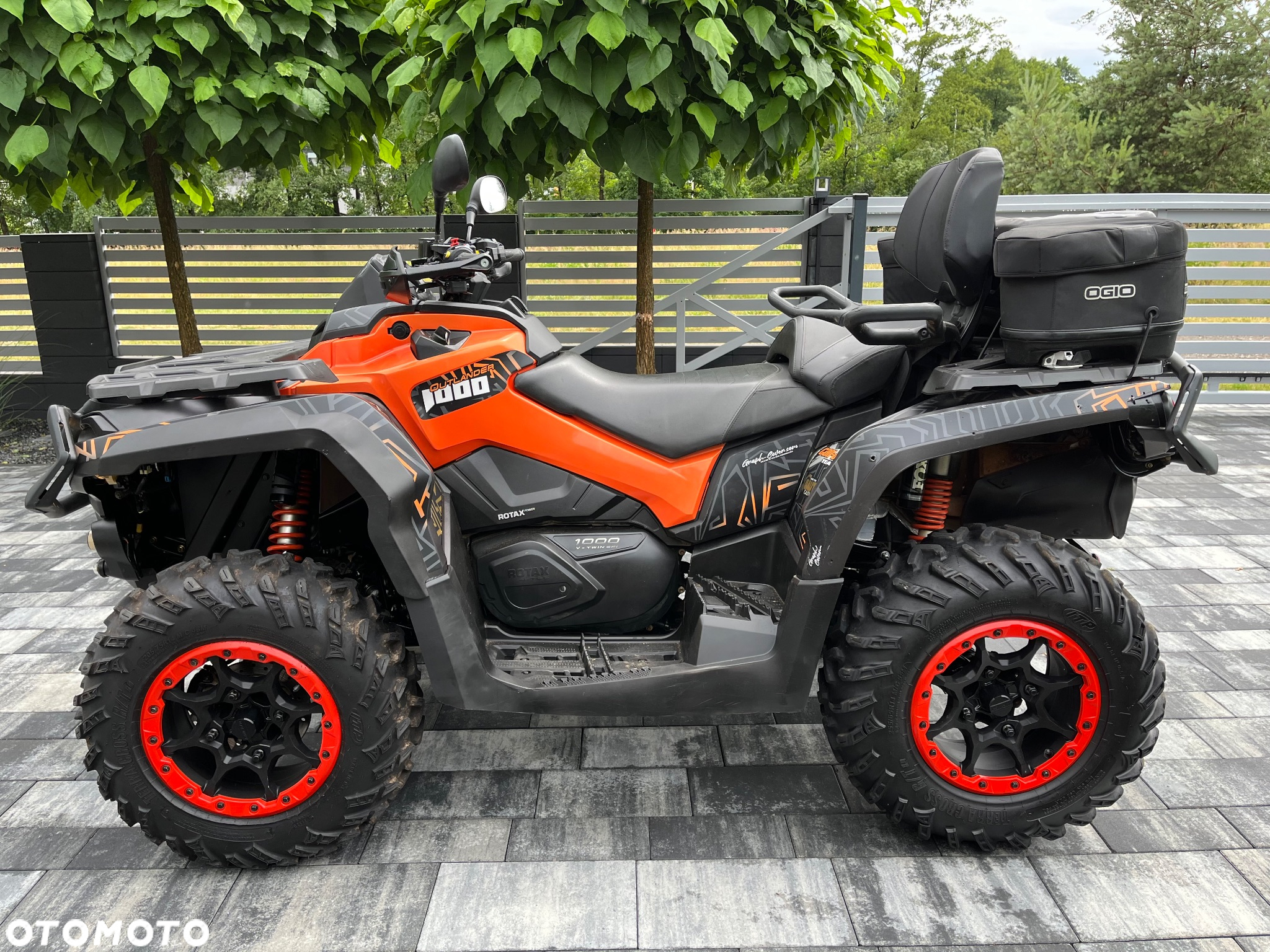 Can-Am Outlander Max