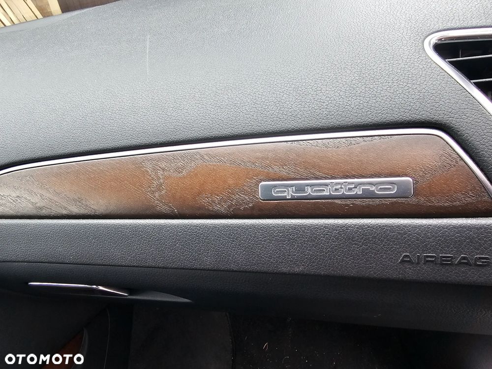 Audi A4 - 24