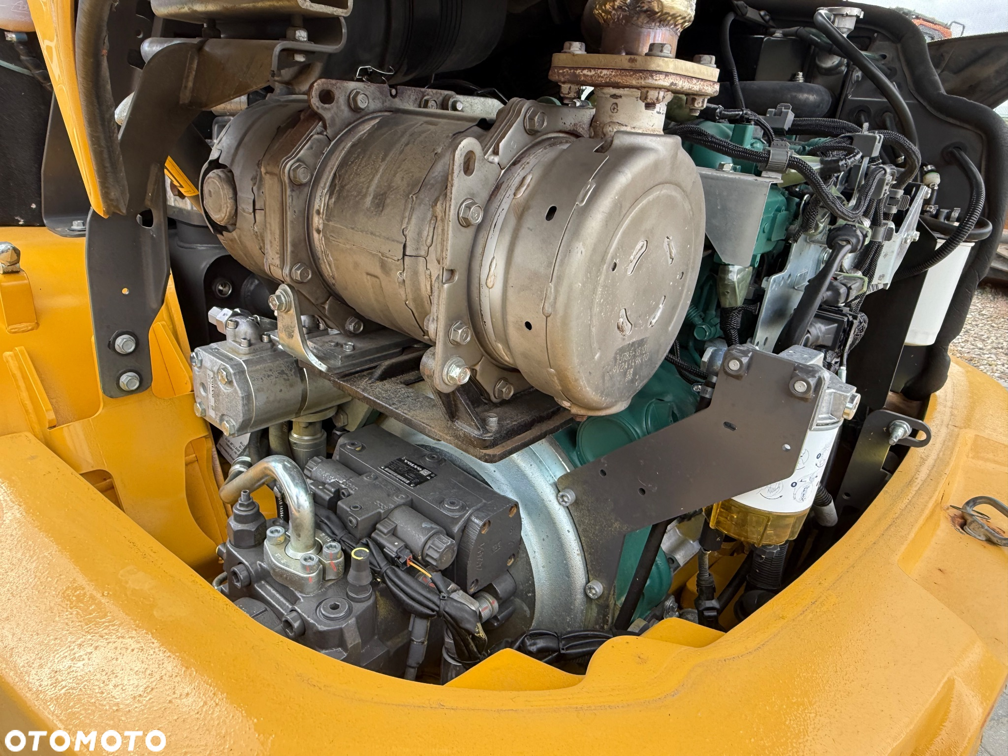 Volvo L30G - 12