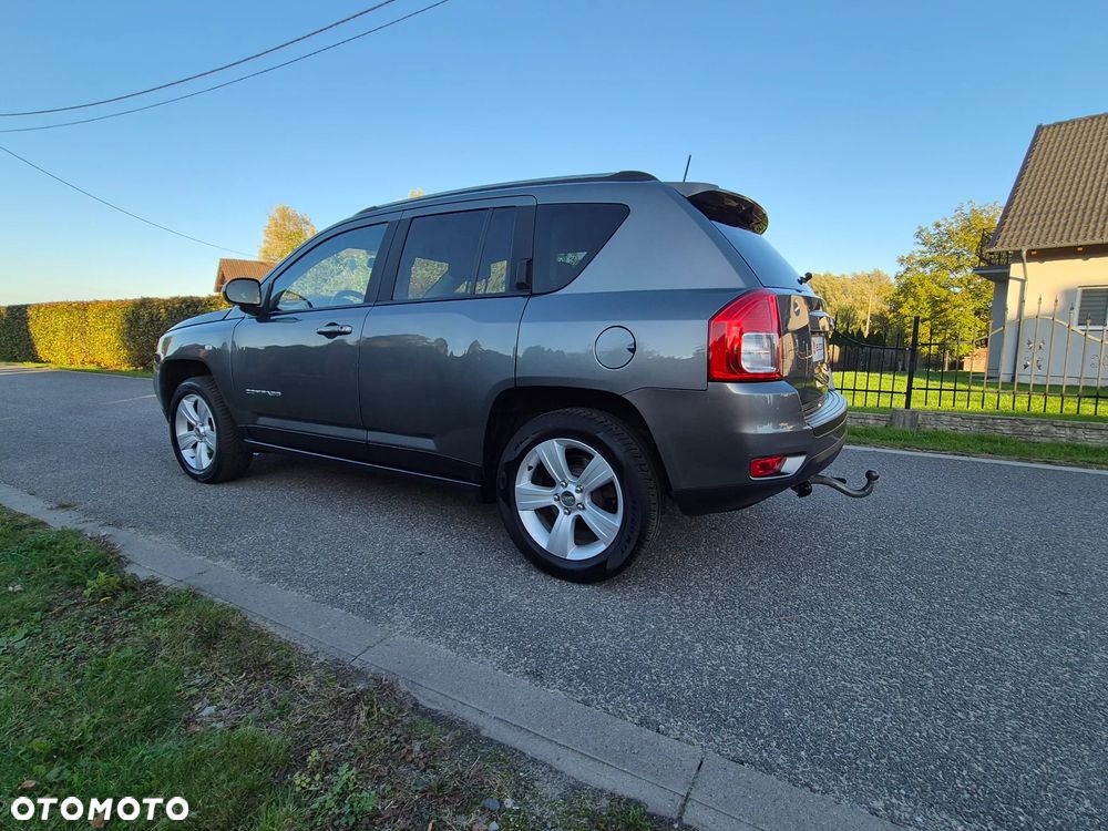 Jeep Compass - 23