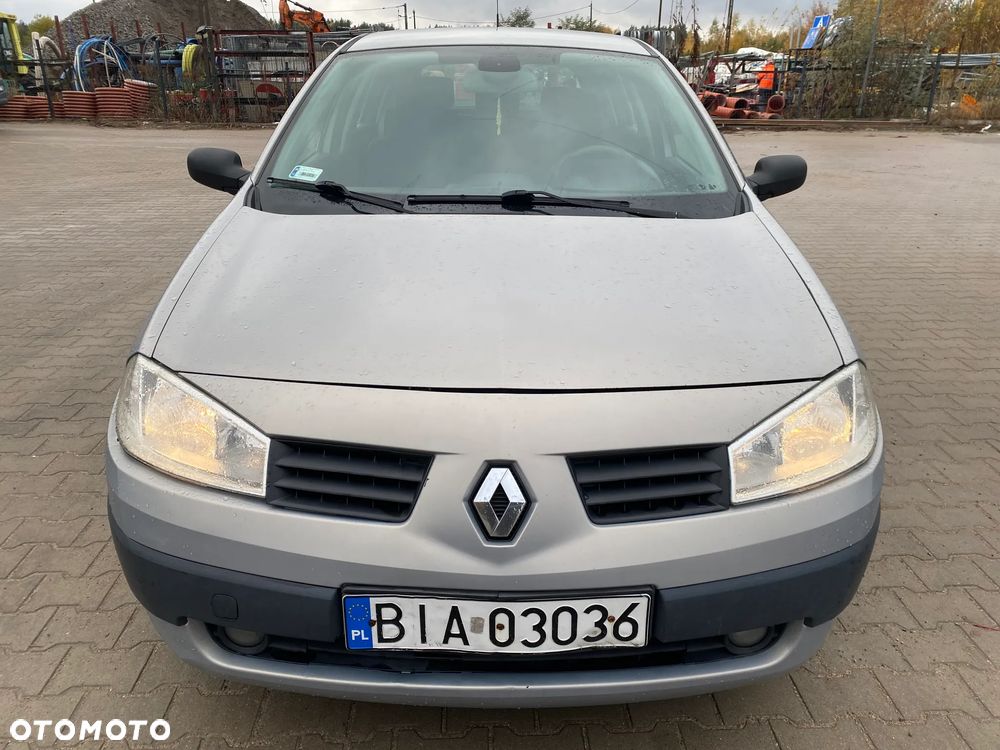 Renault Megane 1.4 Avantage - 8