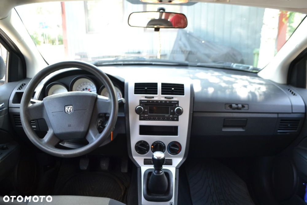Dodge Caliber - 7