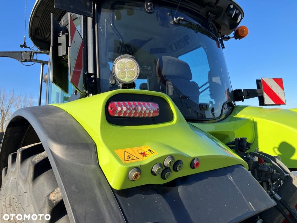 Claas ARION 660 CMATIC - 14